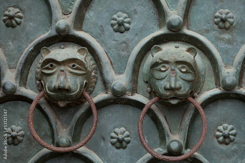 Fototapeta premium Venice - door from bronze to the basilica of St Mark