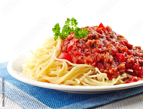 Spaghetti with minced meat and tomato sauce