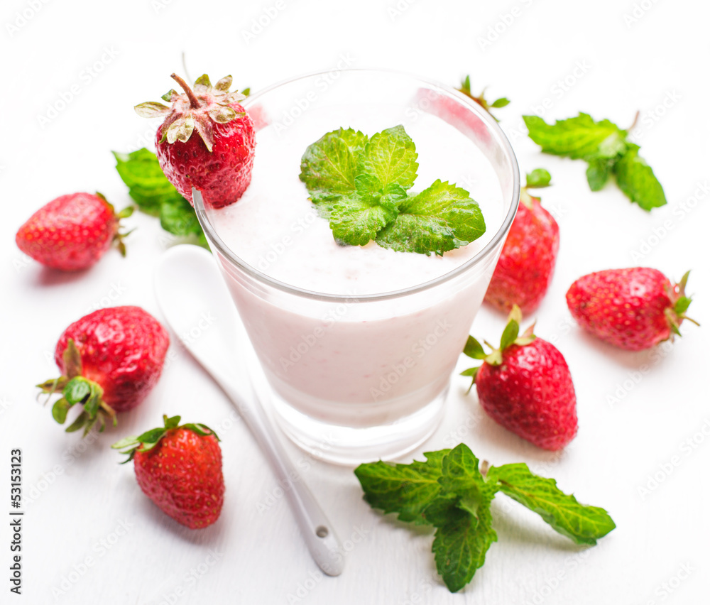 Strawberry yoghurt Strawberry yoghurt