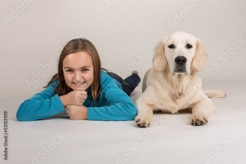 Kind mit Hund photo