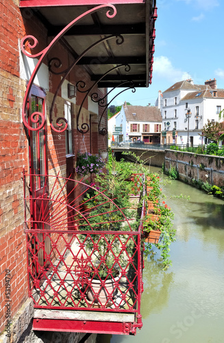 balcon au bord de l'eau