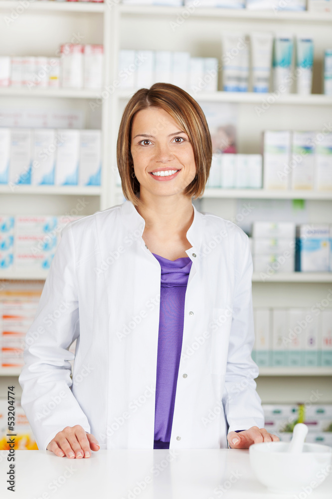 Pharmacist chemist woman