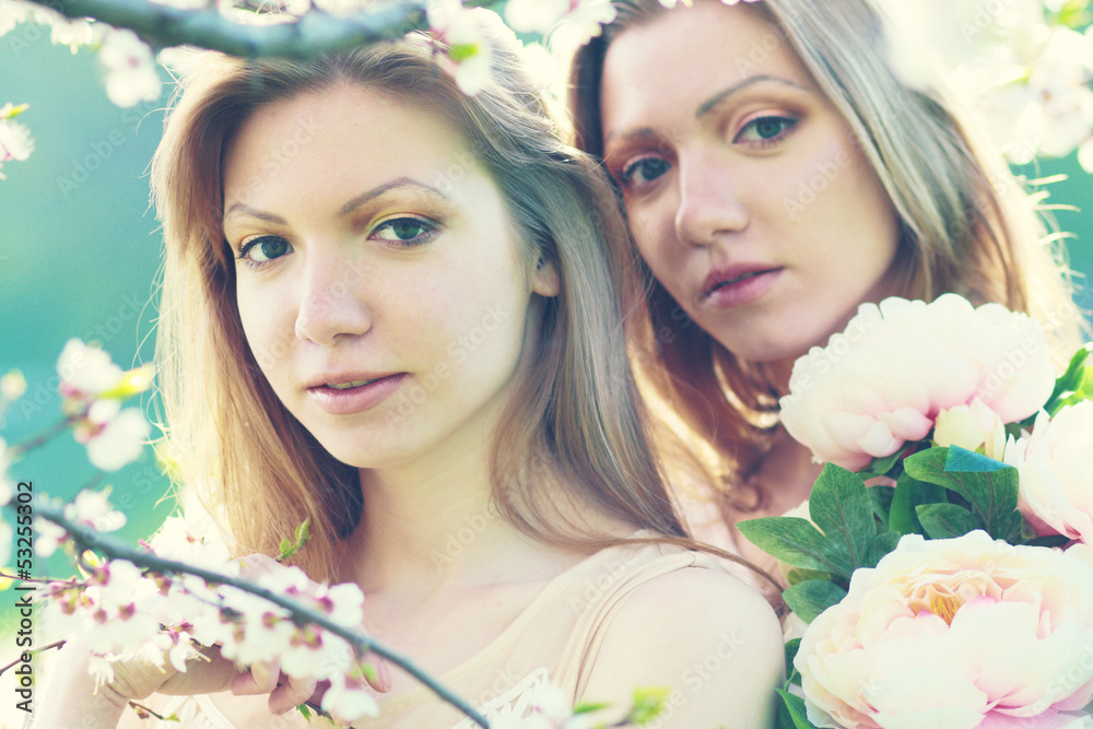 Fototapeta premium woman twins