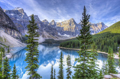 Fototapeta Naklejka Na Ścianę i Meble -  Morraine Lake