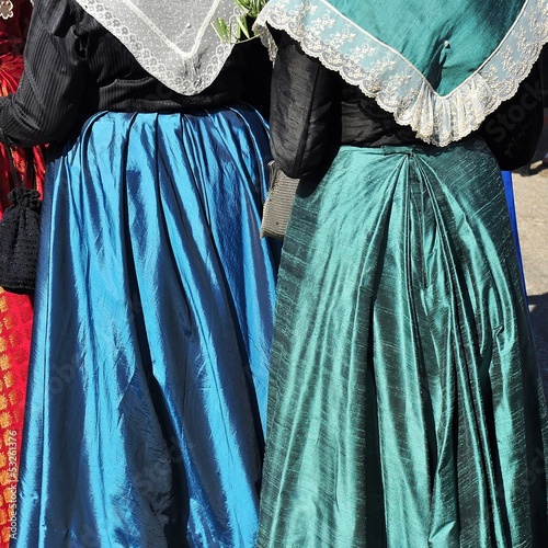 Принти на полотні TRADITIONS PROVENCALES EN PAYS D'ARLES