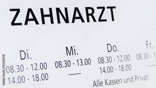 Cuadro en lienzo Consultation hours of a dentist