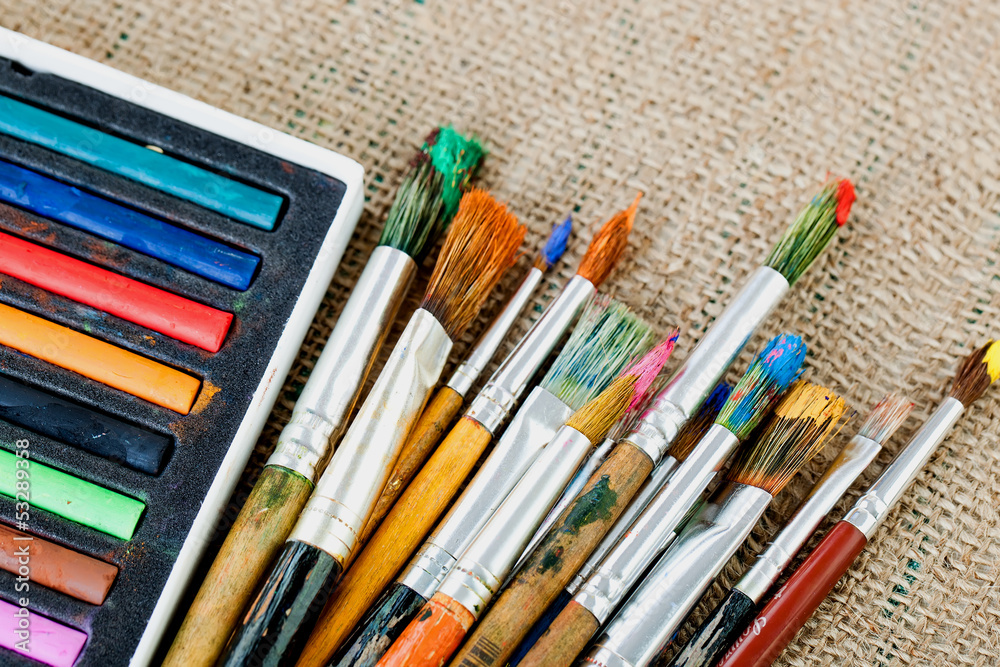 Fototapeta premium Paints and brushes
