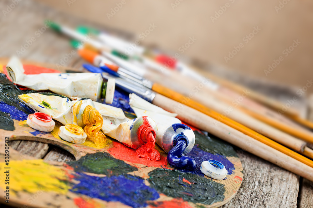 Fototapeta premium Paints and brushes