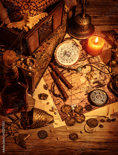 Konstfotografi Pirates treasure still life
