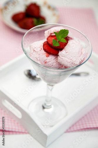 Strawberry ice cream