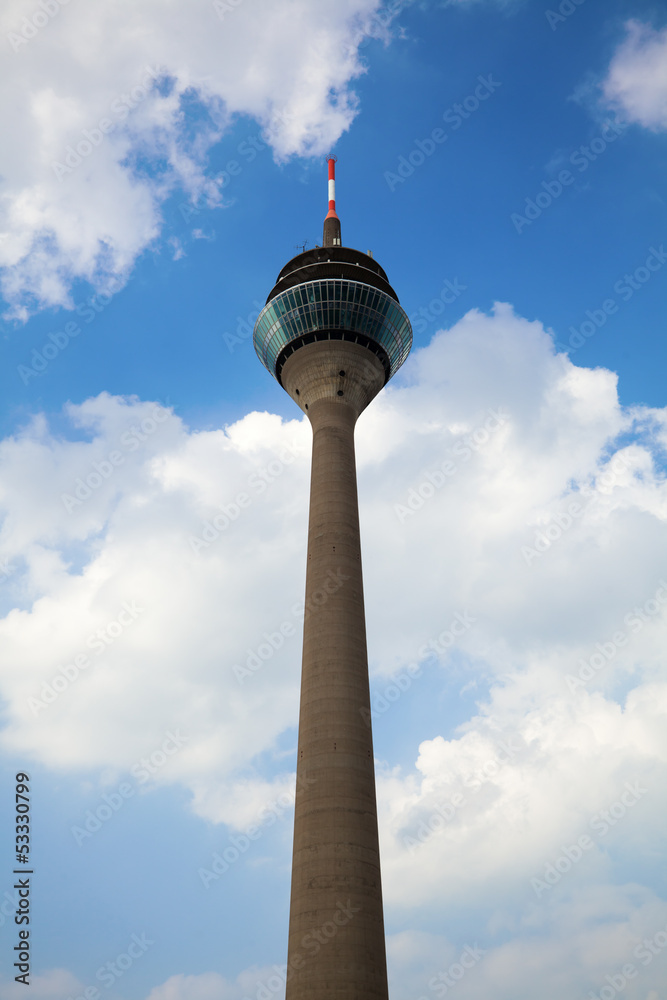 Rheinturm in Düsseldorf