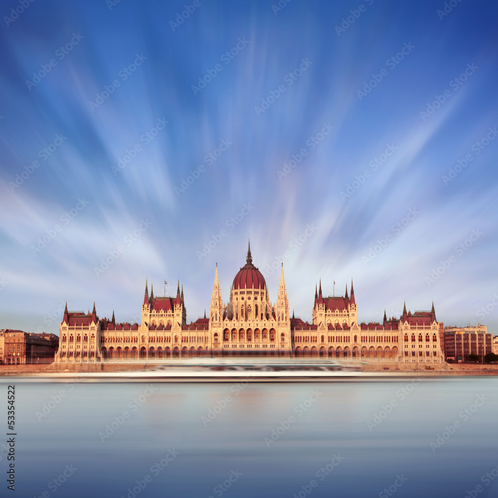 Fototapeta premium Hungarian Parliament Building