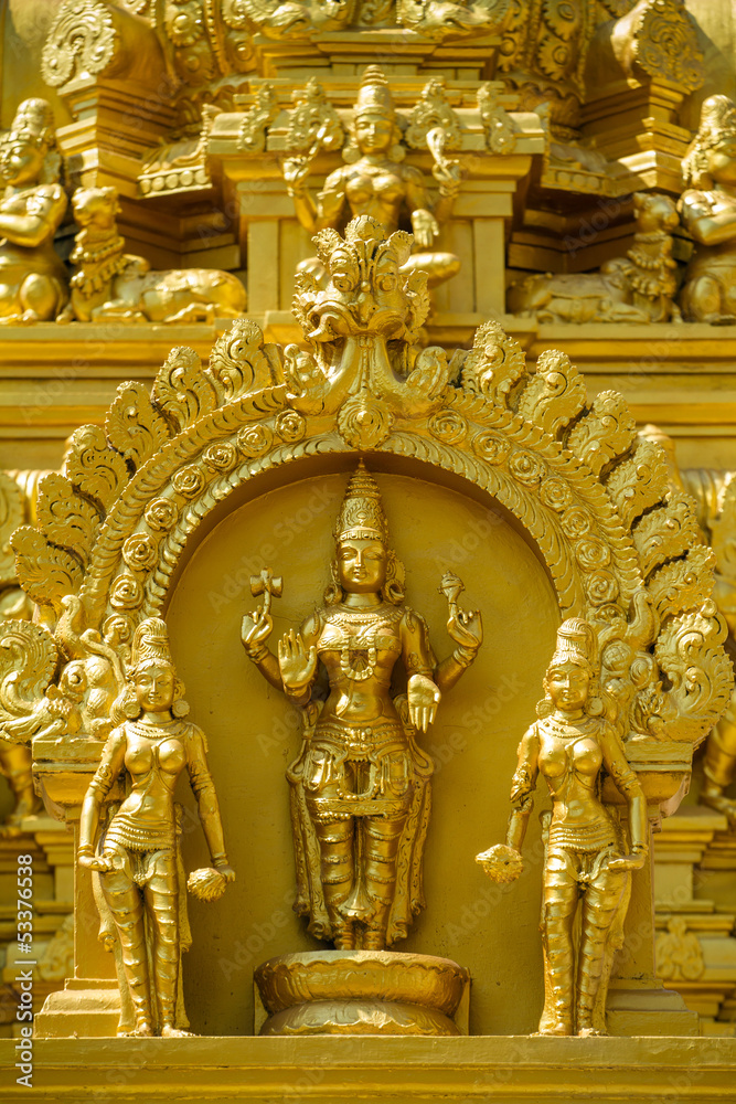 Fototapeta premium Detail of the Hindu temple in Murudeshwara, Karnataka, India