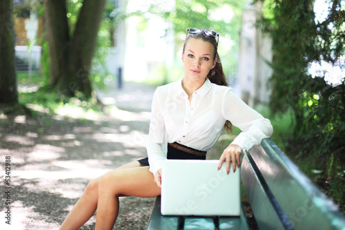 Foto junge Geschäftsfrau