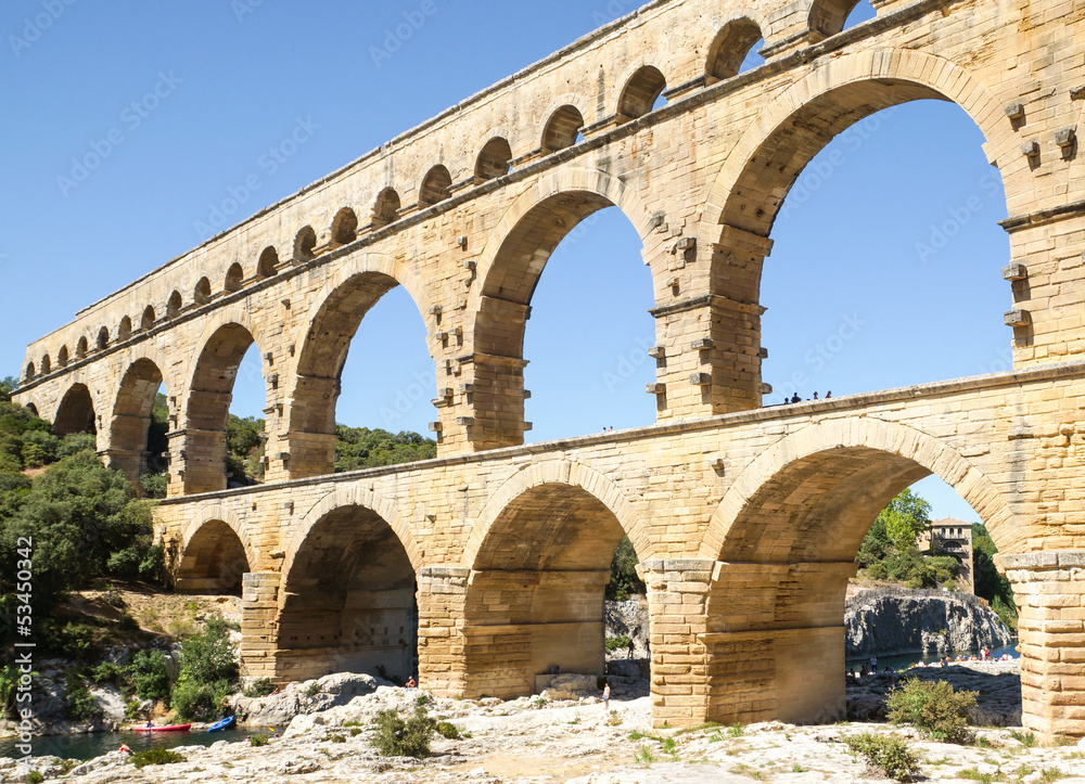 Aquädukt bei Nimes