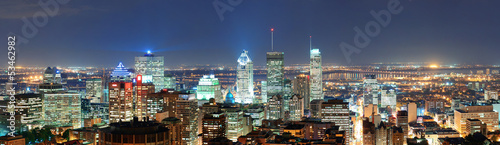 Montreal at dusk panorama © rabbit75_fot