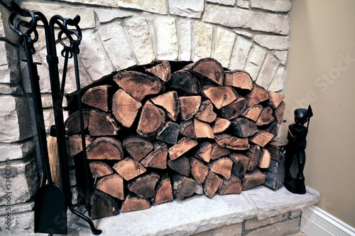 Bild auf Leinwand Fireplace Wood