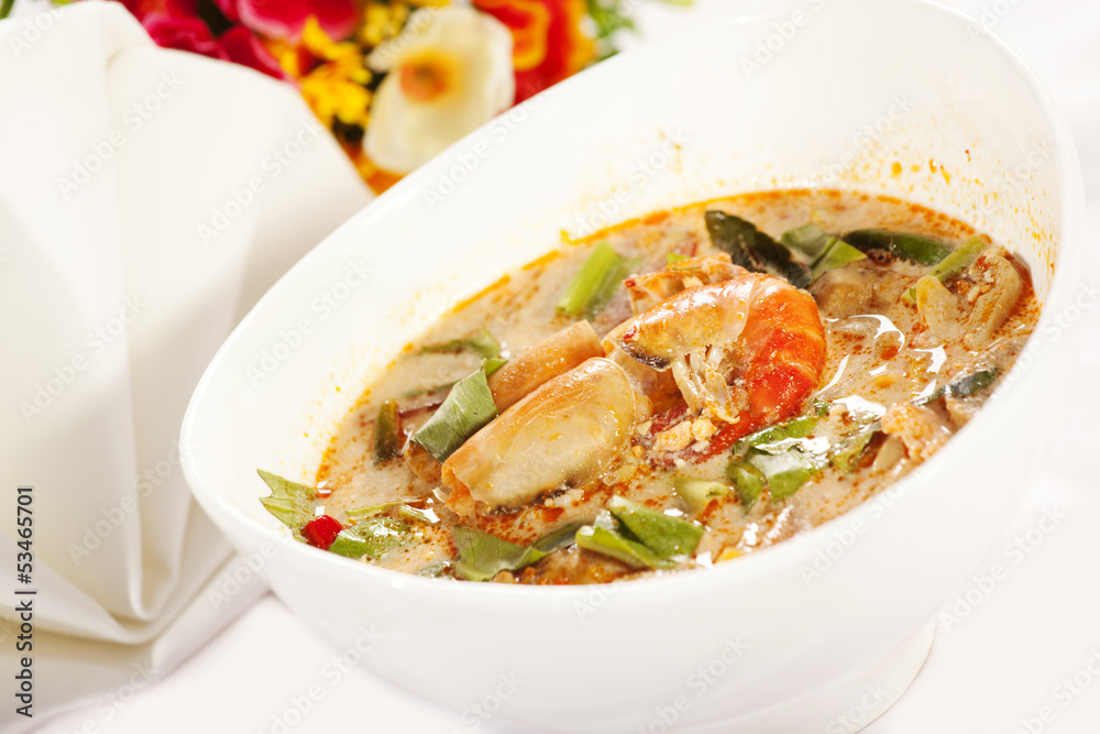 Tom yum kung, Thai style spicy soup with prawn and coconut milk