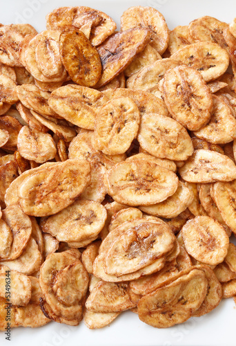 Dried banana slices coated with sugar