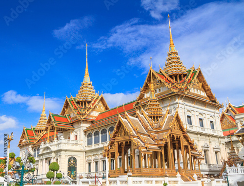 Grand palace  ancient  famous architecture south east asia thai art tradition culture building in blue sky background, unique landmark destination of bankok thailand.Asia travel banner poster design.  © 52Ps.Studio