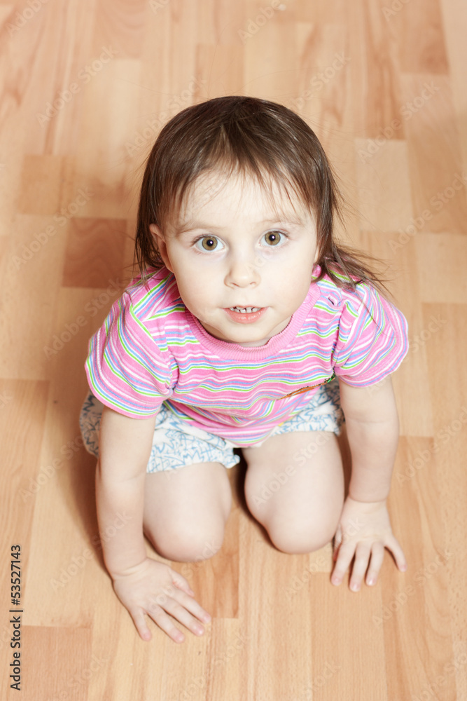 Kid sitting Kid sitting