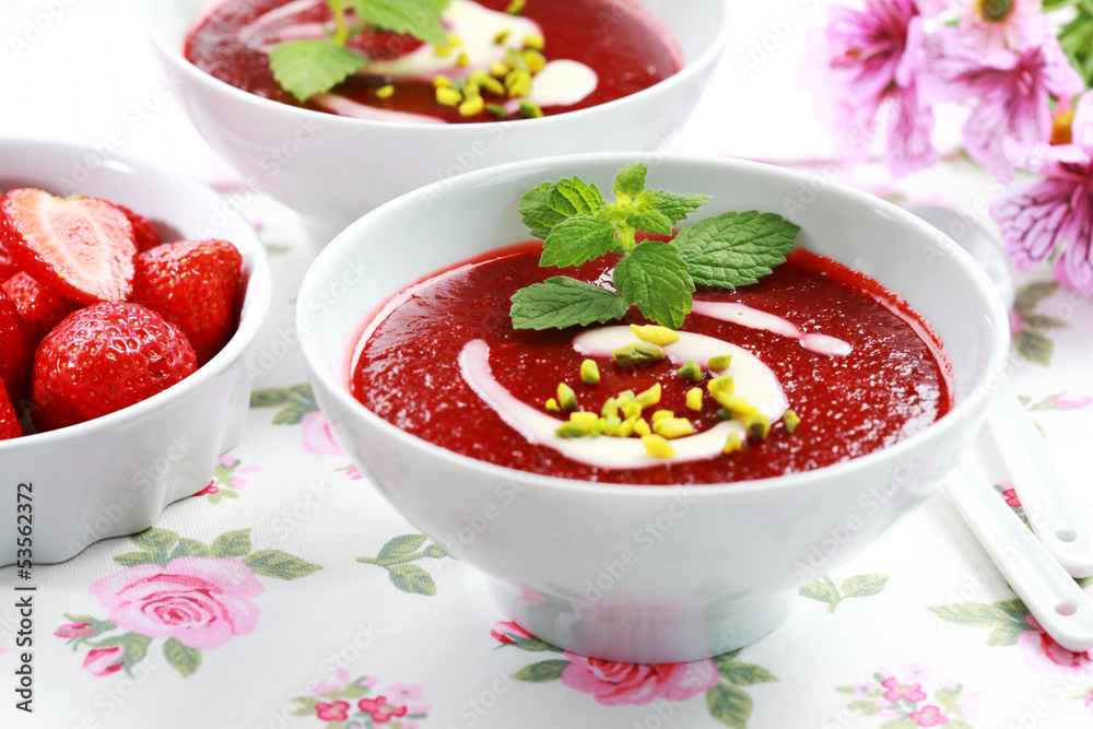 Cold strawberry soup for summer Cold strawberry soup for summer