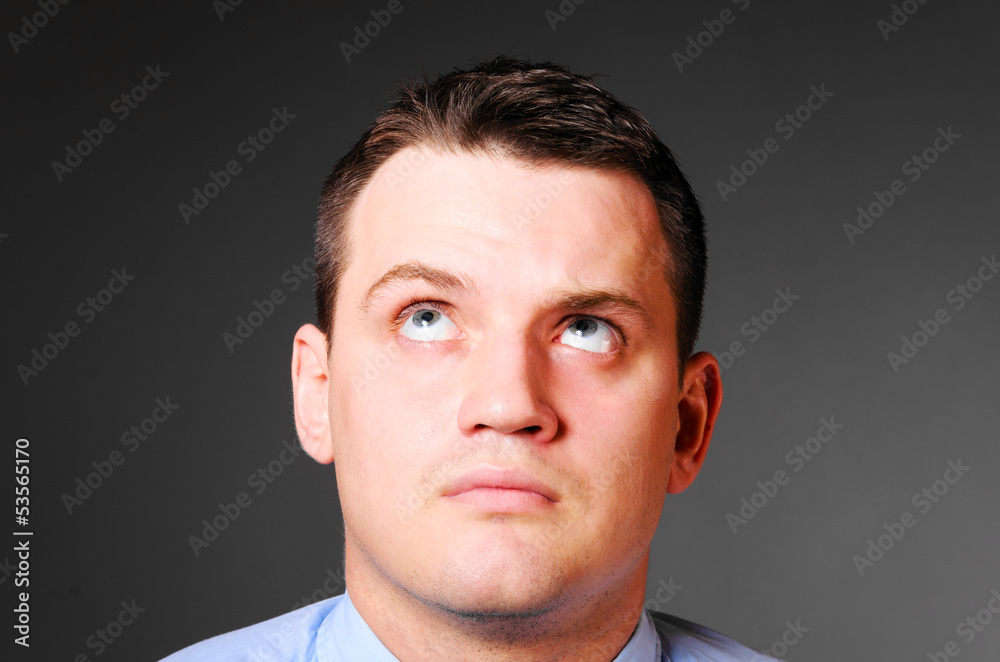 Fototapeta premium man is looking up