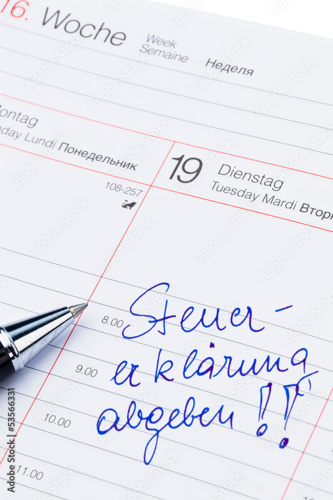Eintrag im Kalender: Steuererklärung abgeben Eintrag im Kalender: Steuererklärung abgeben