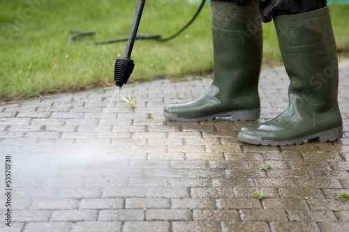 High Pressure Cleaning - 2 photo