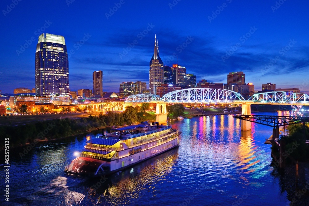 Obraz premium Nashville at the Cumberland River