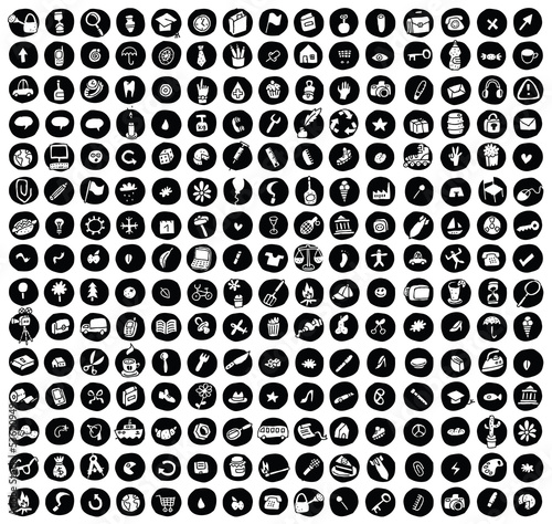 Collection of 225 doodled icons for every ocasion