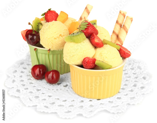 Fototapeta Naklejka Na Ścianę i Meble -  Delicious  ice cream with fruits and berries in bowl isolated