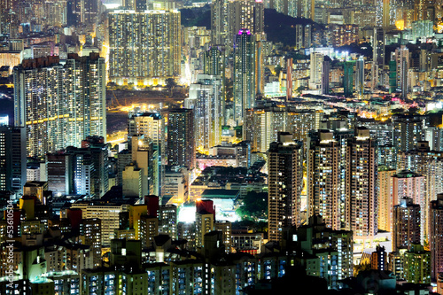Crowded downtown building in Hong Kong © leungchopan