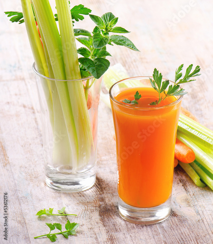 Carrot juice and celery
