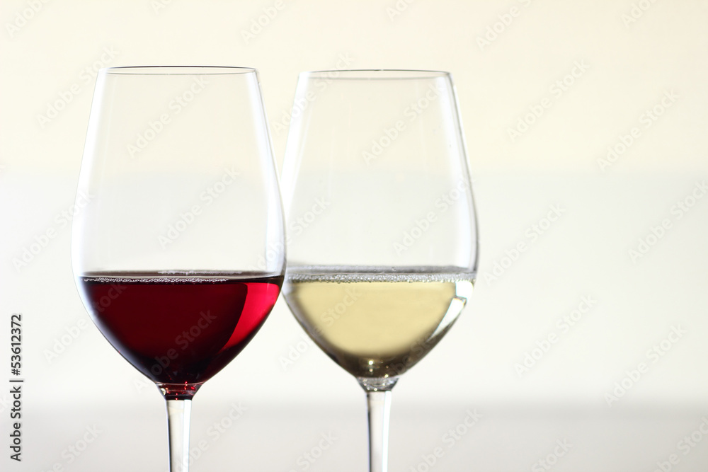赤ワイン、白ワイン