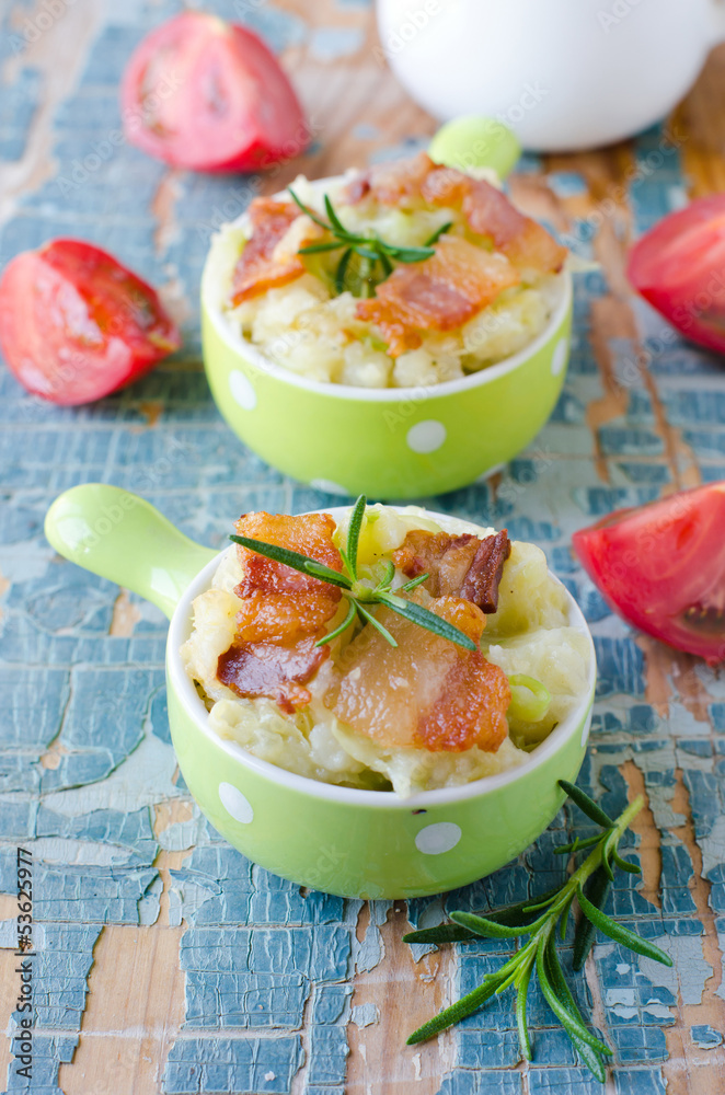 Mashed potatoes with cabbage and bacon Mashed potatoes with cabbage and bacon
