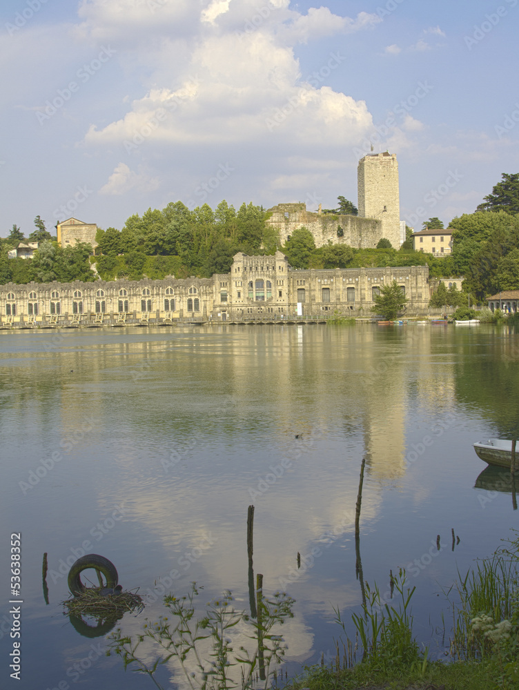 Obraz premium Hydroelectric plant and Adda River, Trezzo D'Adda - Italy