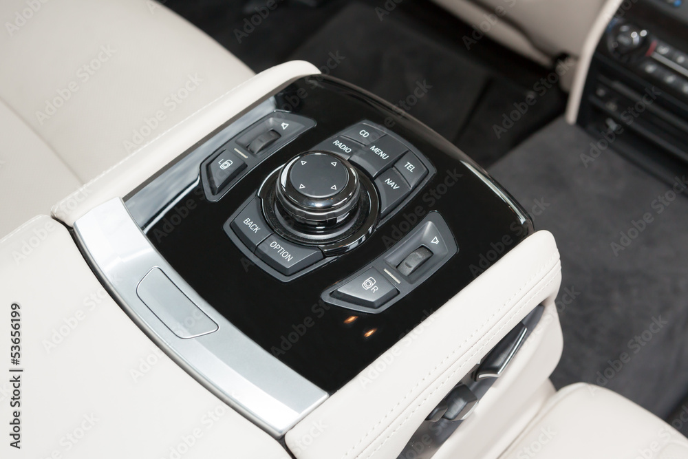 Back seats comands in luxury car Back seats comands in luxury car