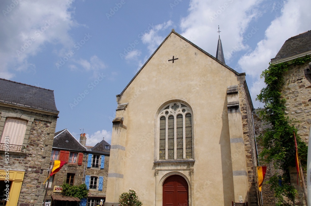 L'église du village de St Suzanne