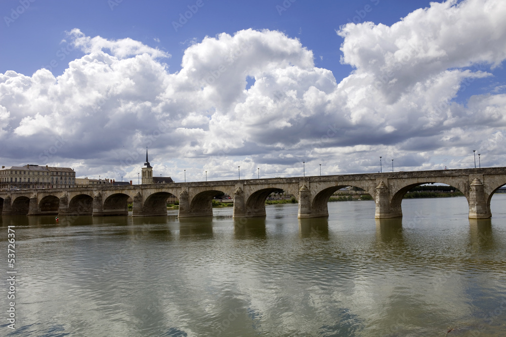 saumur bridge