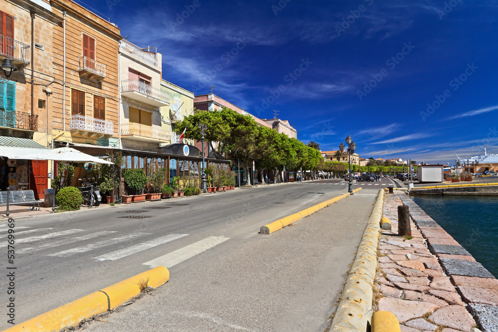 Obraz premium Sardinia - promenade in Carloforte