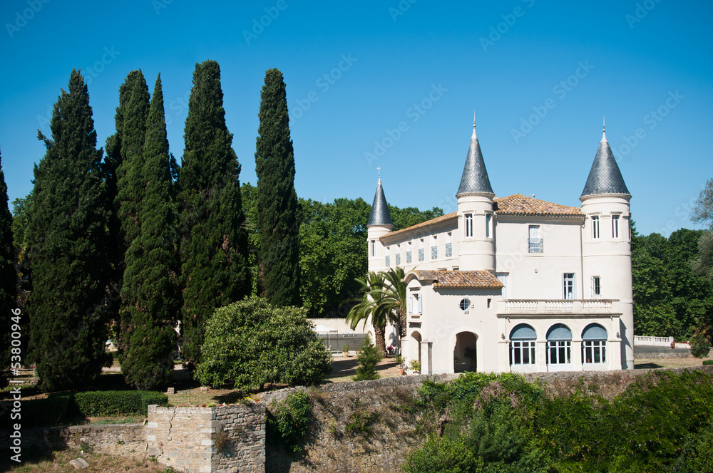 Château de Cabezac dans le Minervois Château de Cabezac dans le Minervois