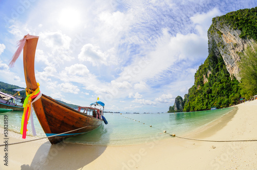 Tropical beach, traditional long tail boat, Poda Bay, Thailand © kef