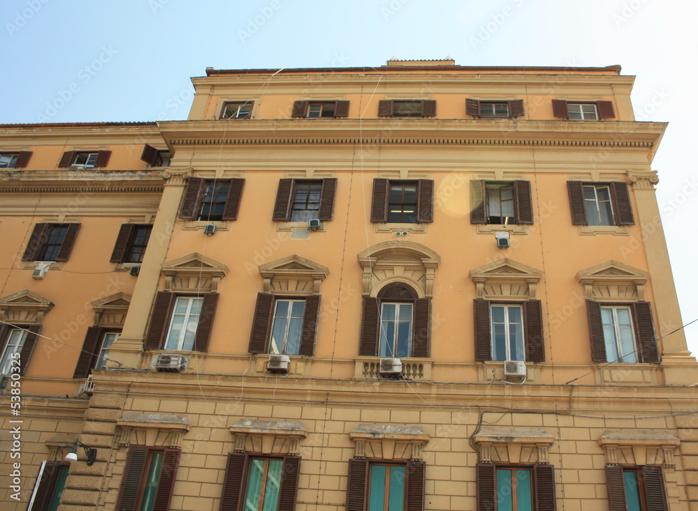 Roma, facciata di edificio