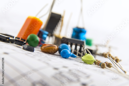 electronic components for control circuit according to the schem photo