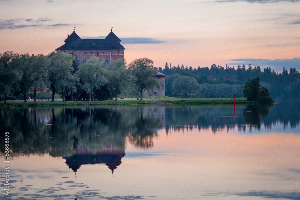Obraz premium Castle After the Sunset