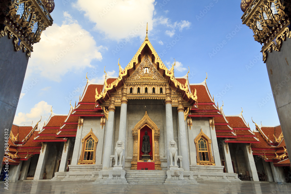 Fototapeta premium Wat Benchamabophit, bangkok, thailand