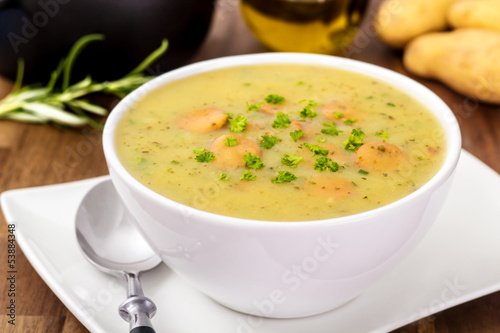 Potato soup - Kartoffelsuppe