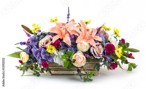 Fototapeta Naklejka Na Ścianę i Meble -  Bouquet of flowers in clay pot