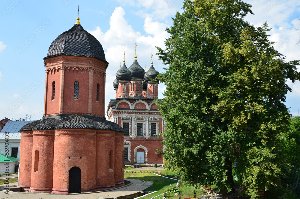 Высоко-Петровский мужской монастырь в Москве, собор 16 век